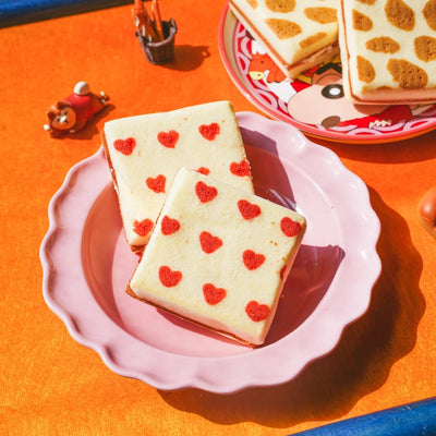 Nagoya Cake Strawberry 10.58oz