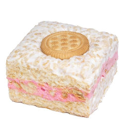 Strawberry Cookies & Cream Crispy